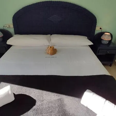 Дом отдыха Avec Piscine Et Wifi A 100m De La Plage De - Es-209-9 *